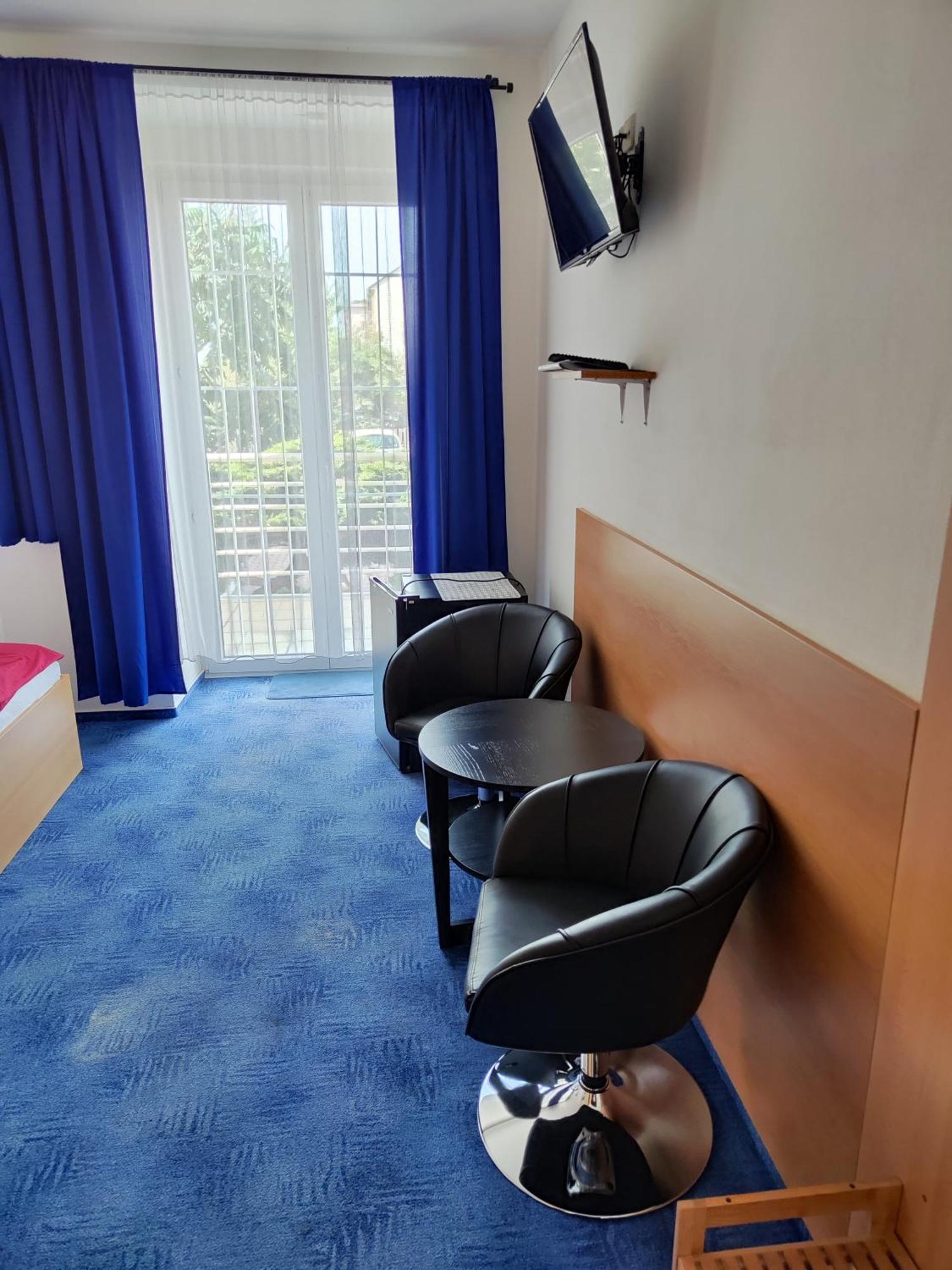 Hotel O.K. 1 ベロウン エクステリア 写真